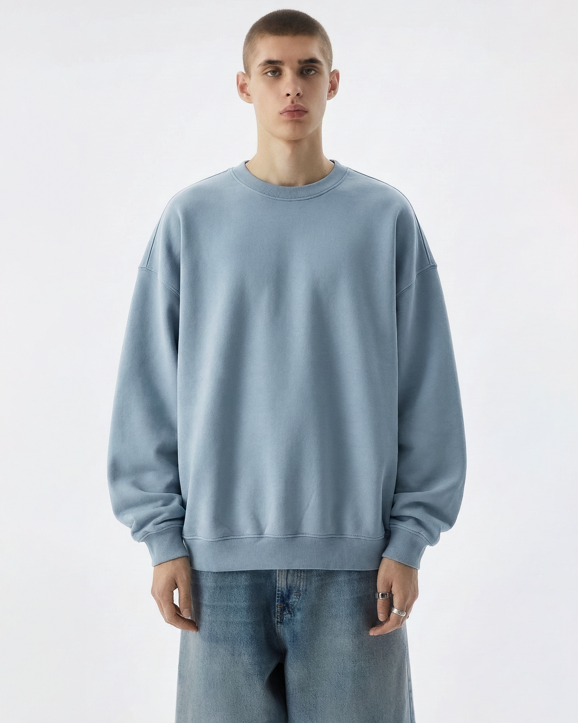 BASIC ICE BLUE SWEATSHIRT