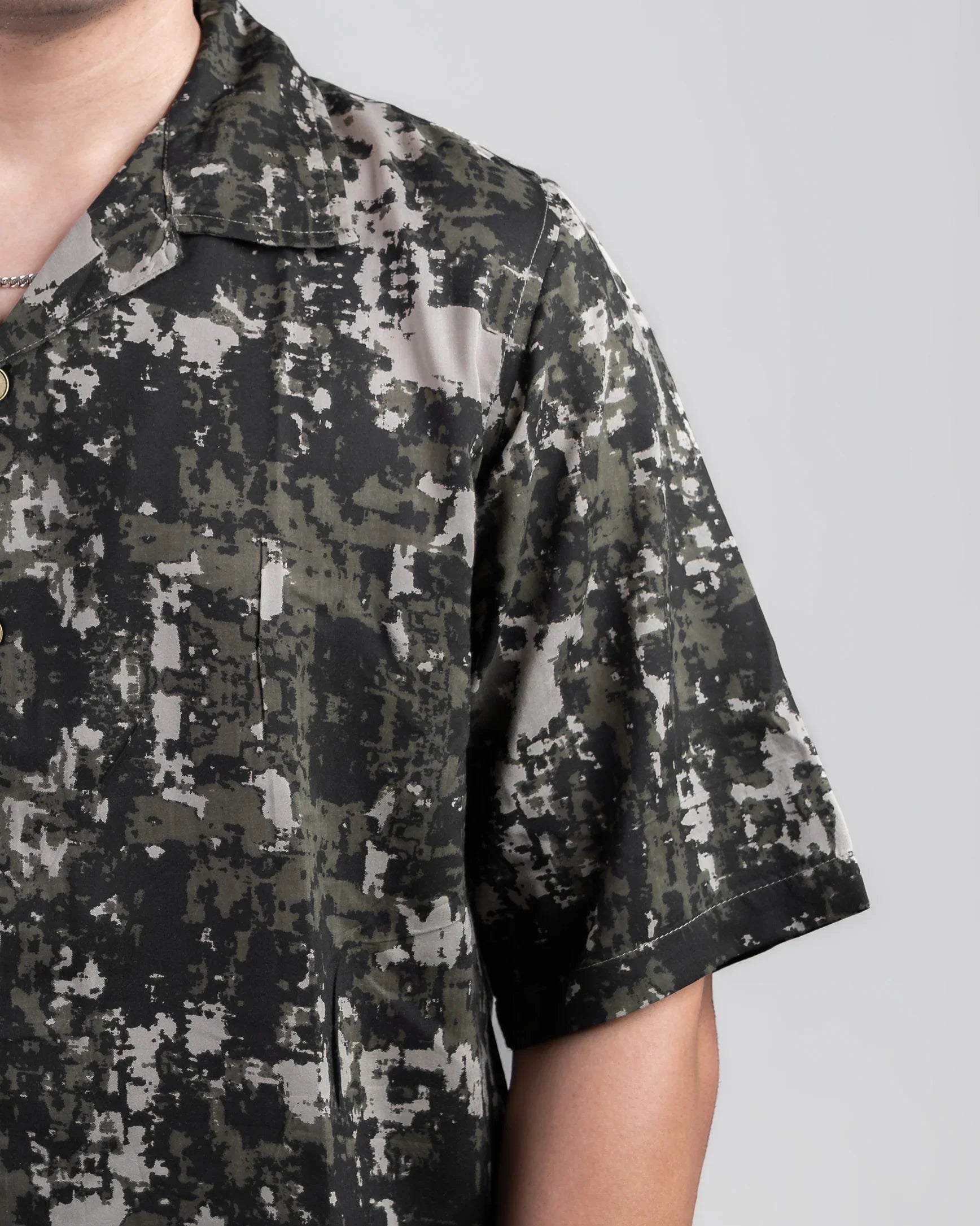 CAMOUFLAGE SHORT SLEEVE BOXY FIT SHIRT - DRIPMYFIT