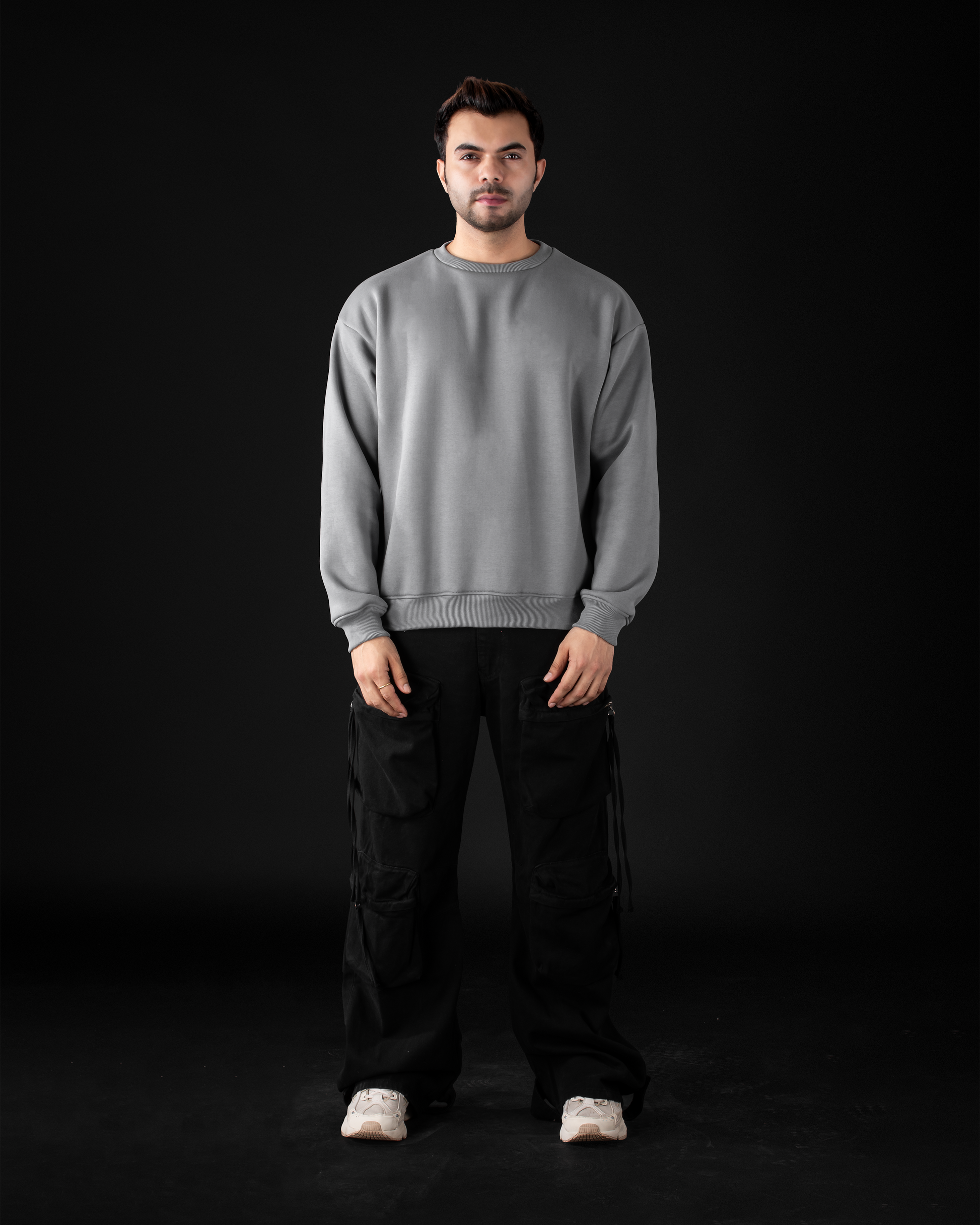 BASIC GREY SWEATSHIRT