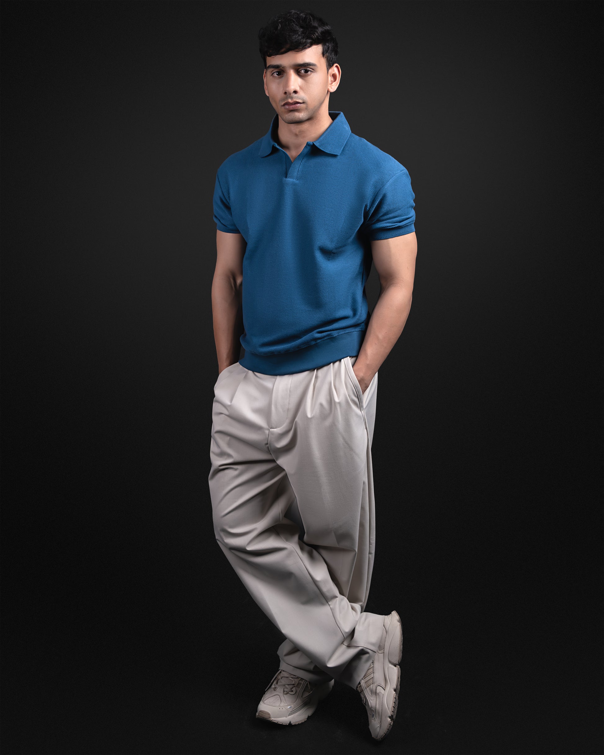 BLUE JACQUARD TEXTURED POLO SHIRT