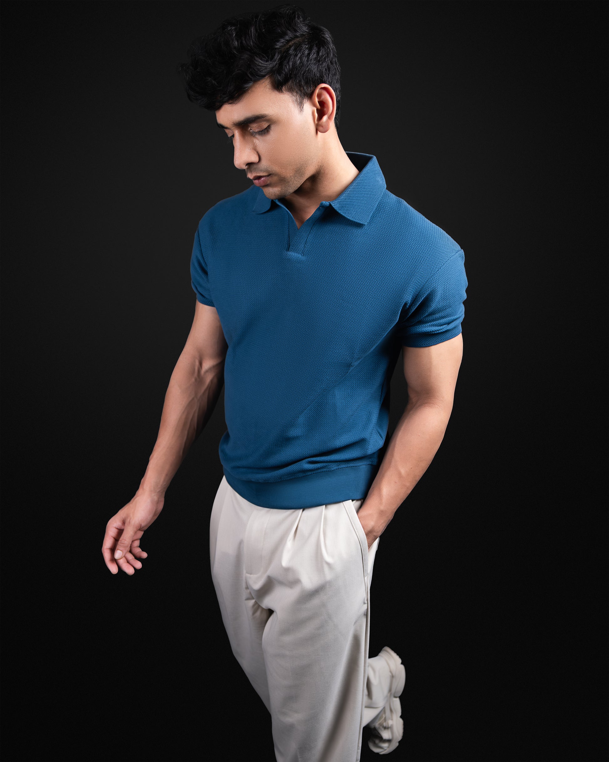 BLUE JACQUARD TEXTURED POLO SHIRT